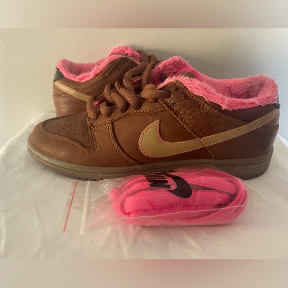 Nike Dunk SB - Gibson 4.5 - Picture 1 of 9